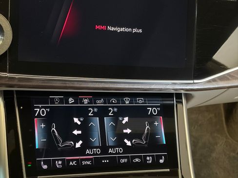 Used 2019 Audi Q8 Prestige image 20