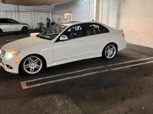 Used 2008 Mercedes-Benz C 350 Sport image 5