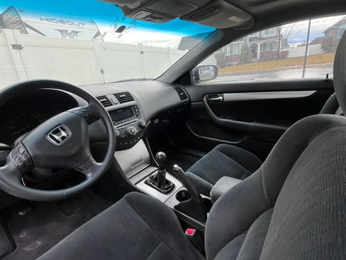Used 2003 Honda Accord EX image 10