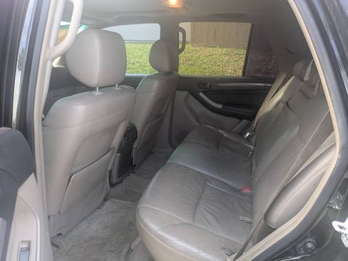 Used 2005 Toyota 4Runner Limited image 9