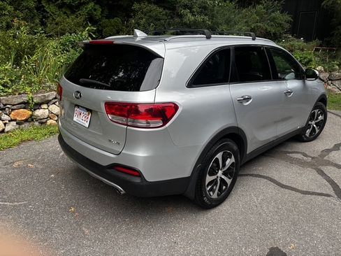 Used 2016 Kia Sorento SX AWD/4WD image 4