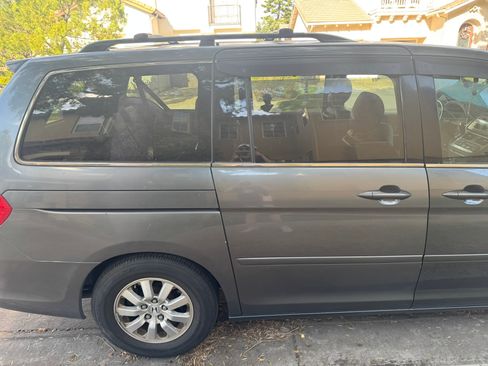 Used 2010 Honda Odyssey EX-L image 8