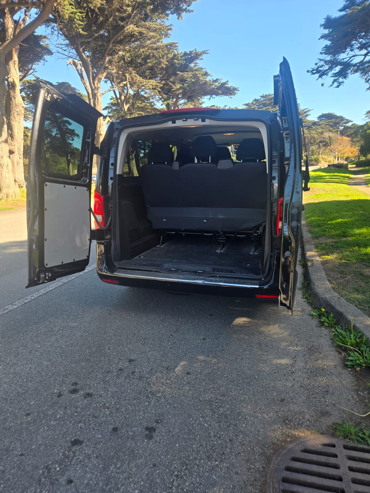 Used 2018 Mercedes-Benz Metris Passenger image 14