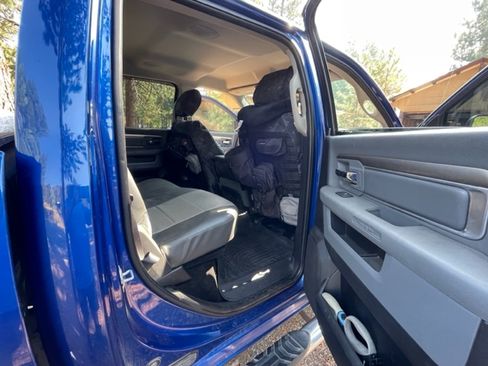 Used 2015 RAM 2500 Big Horn image 2