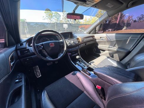 Used 2016 Honda Accord Sport image 8