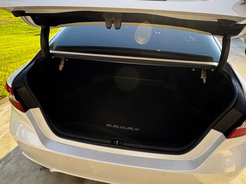 Used 2018 Toyota Camry XSE image 15