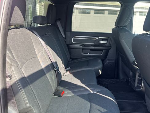 Used 2020 RAM 2500 Big Horn w/ Level 1 Equipment Group image 28