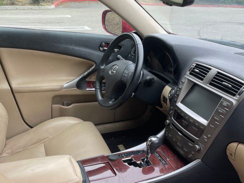Used 2008 Lexus IS 250 RWD image 2