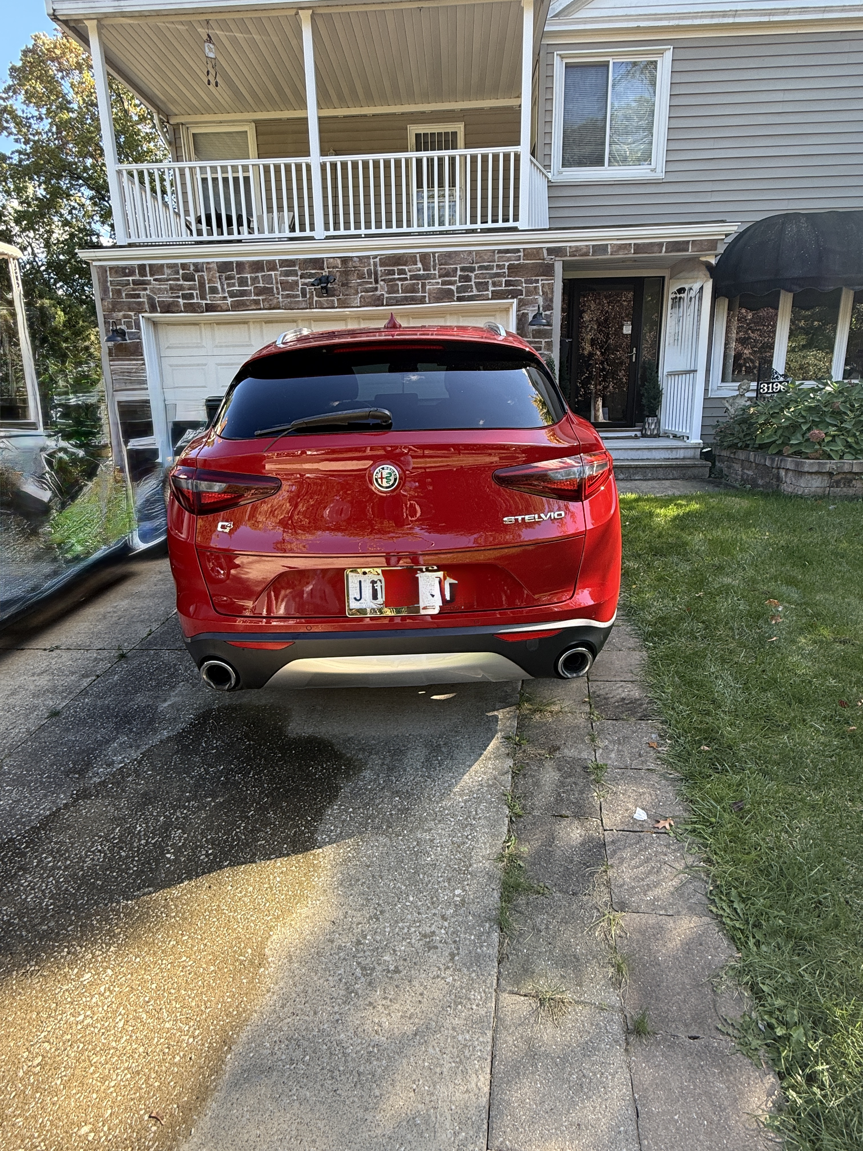 Used 2018 Alfa Romeo Stelvio AWD image 5