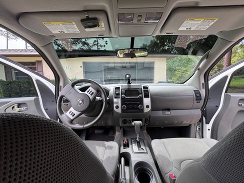 Used 2018 Nissan Frontier S RWD image 22