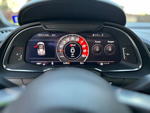 Used 2021 Audi R8 V10 w/ Premium Package image 30