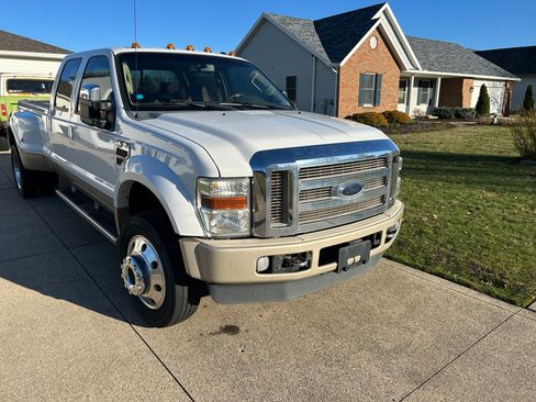 Used 2010 Ford F450 King Ranch AWD/4WD image 2