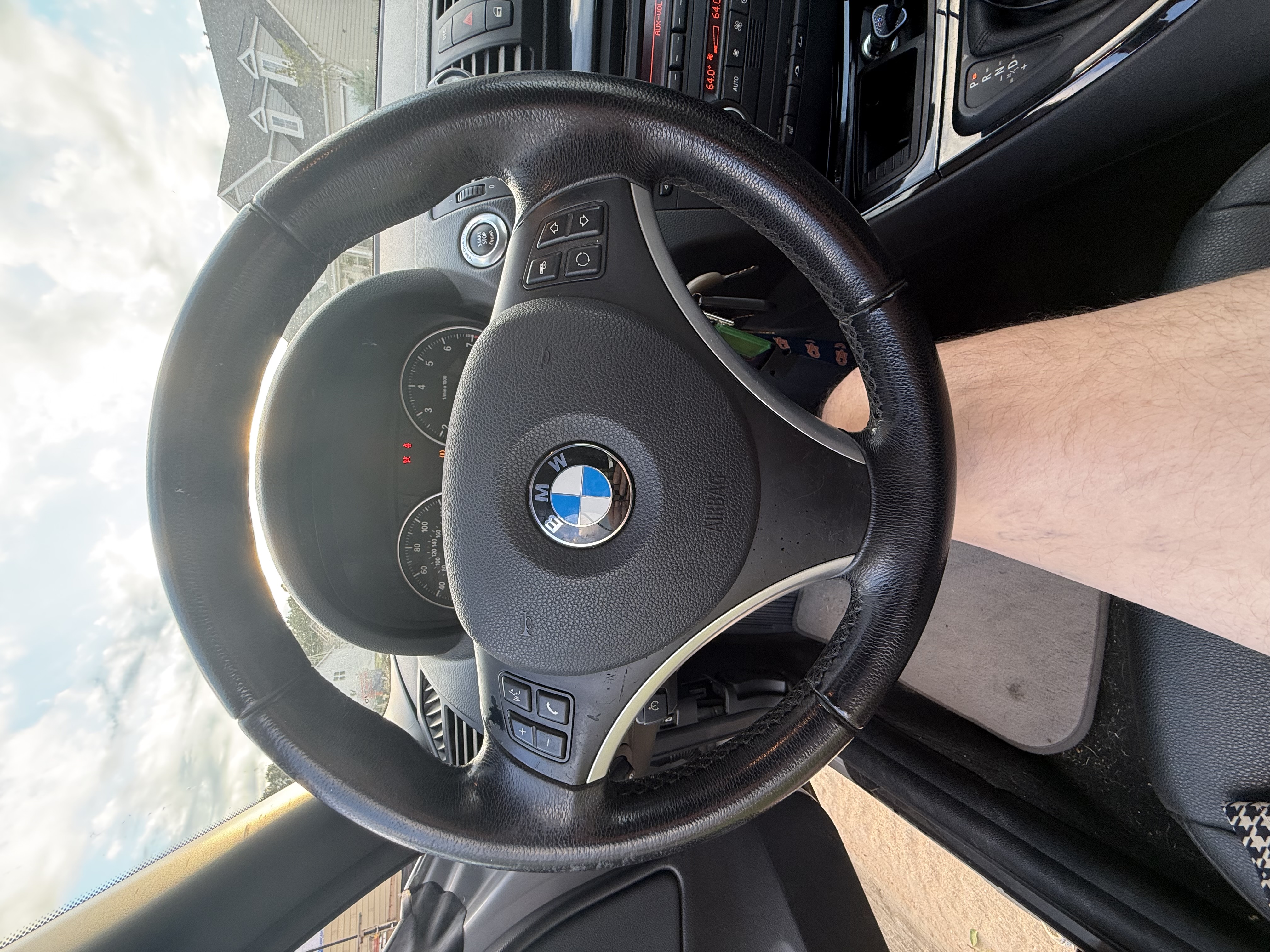 Used 2008 BMW 135i Convertible RWD image 5