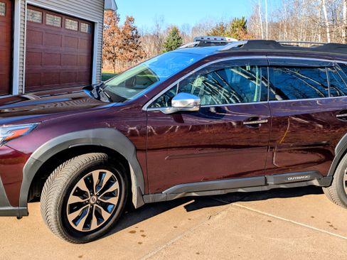 Used 2024 Subaru Outback Touring XT image 2