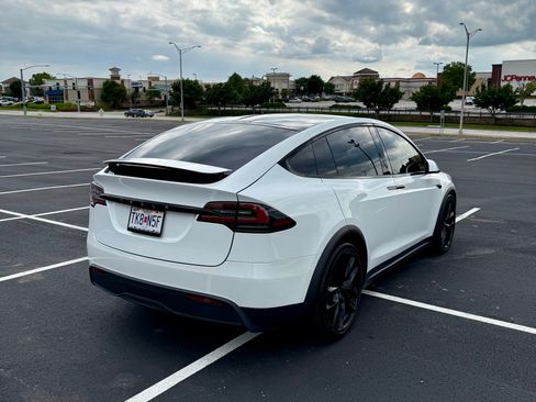 Used 2023 Tesla Model X AWD/4WD image 13