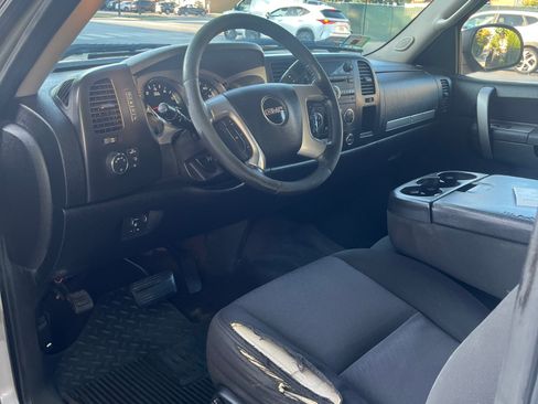 Used 2011 GMC Sierra 1500 SLE w/ Power Tech Package image 8