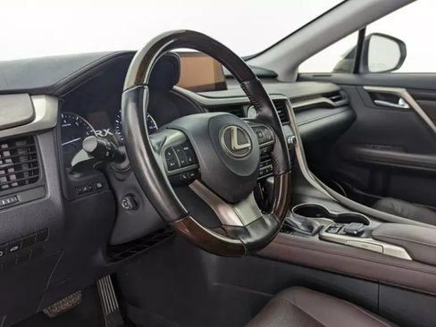 Used 2018 Lexus RX 350L FWD w/ Premium Package image 9