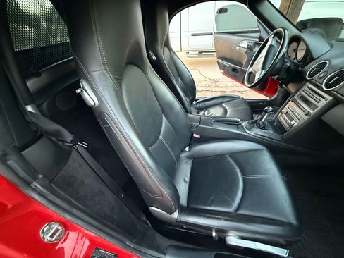 Used 2005 Porsche Boxster image 4