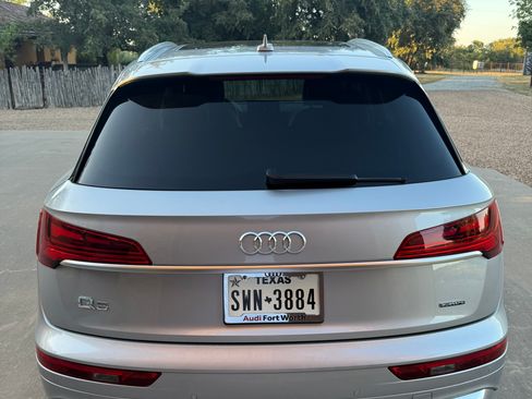 Used 2022 Audi Q5 2.0T Premium Plus w/ Premium Plus Package AWD/4WD image 9
