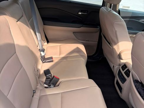 Used 2019 Honda Pilot EX-L image 5