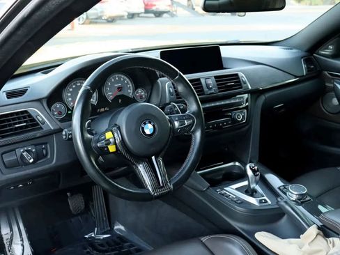 Used 2016 BMW M4 Coupe RWD image 6