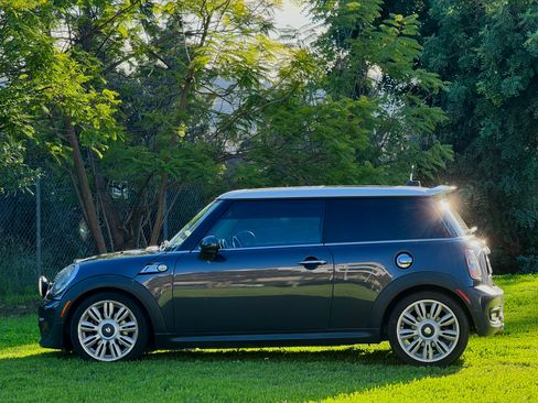 Used 2012 MINI Cooper S image 11