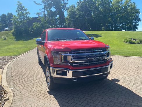 Used 2020 Ford F150 XLT w/ Equipment Group 302A Luxury AWD/4WD image 11