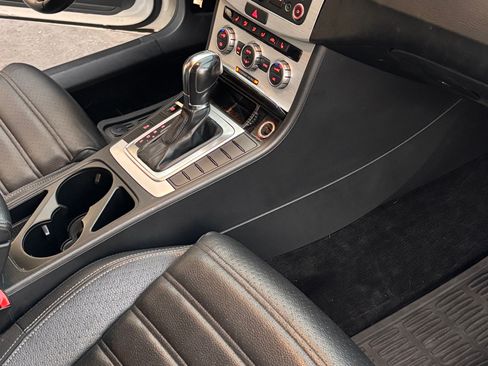 Used 2014 Volkswagen CC R-Line image 12