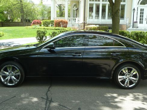 Used 2009 Mercedes-Benz CLS 550 image 22