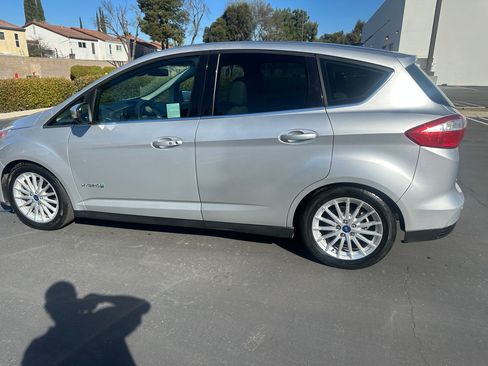 Used 2013 Ford C-MAX SEL image 8