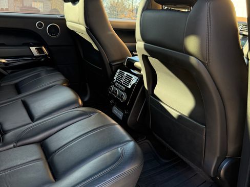 Used 2017 Land Rover Range Rover image 21