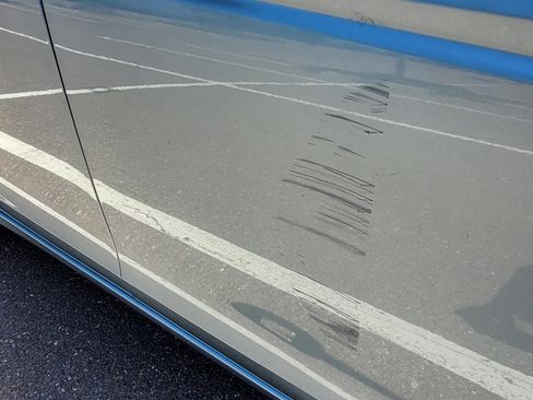 Used 2011 Honda Accord EX-L image 28