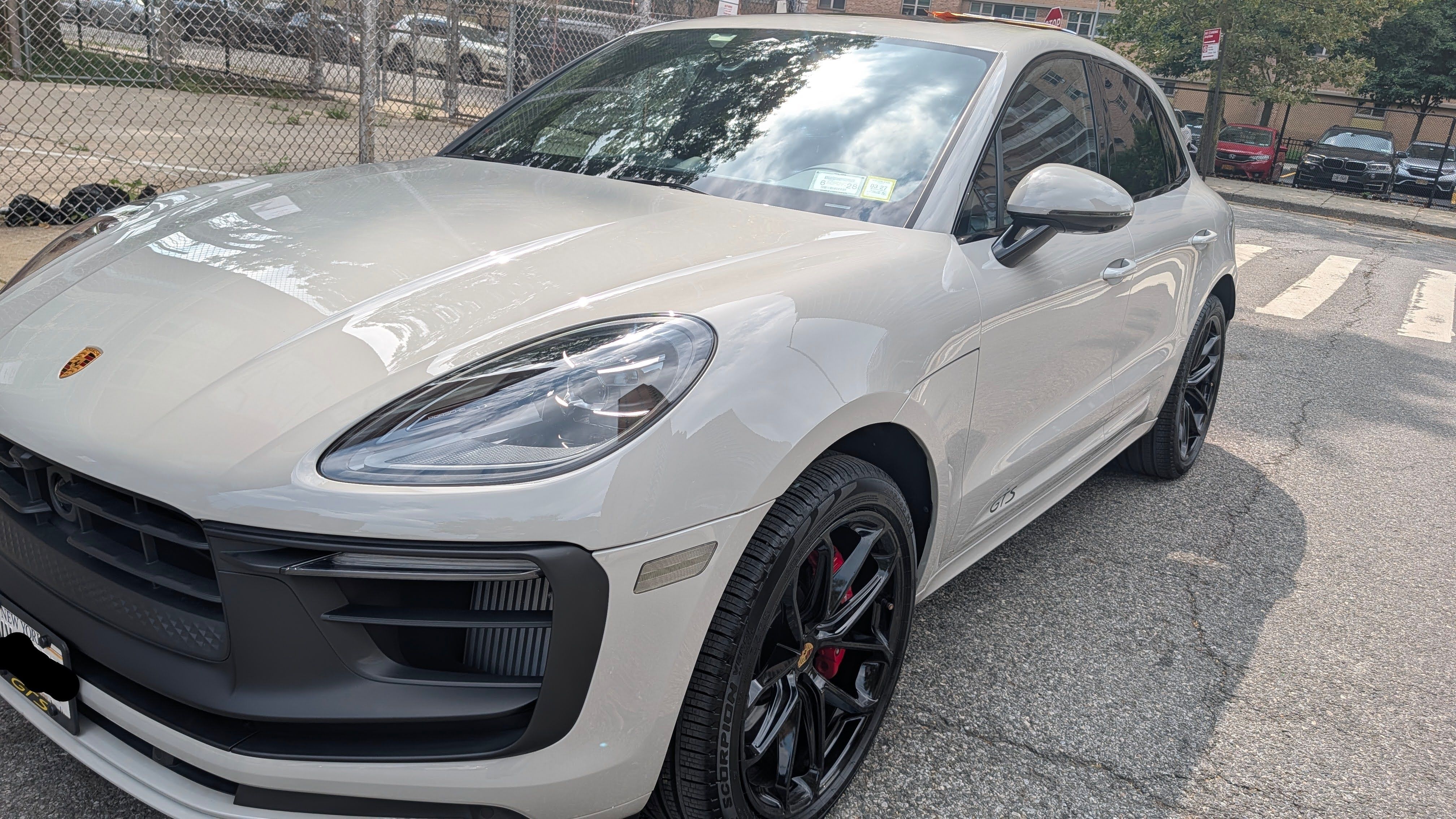 Used 2025 Porsche Macan GTS AWD/4WD image 5