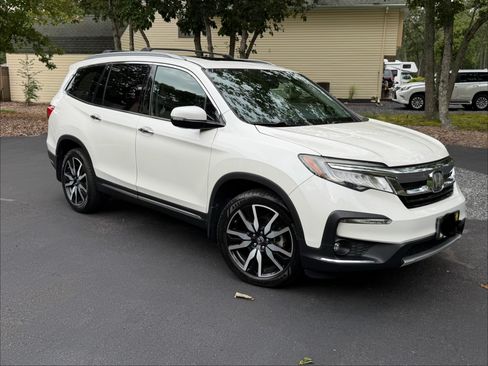 Used 2019 Honda Pilot Elite image 4