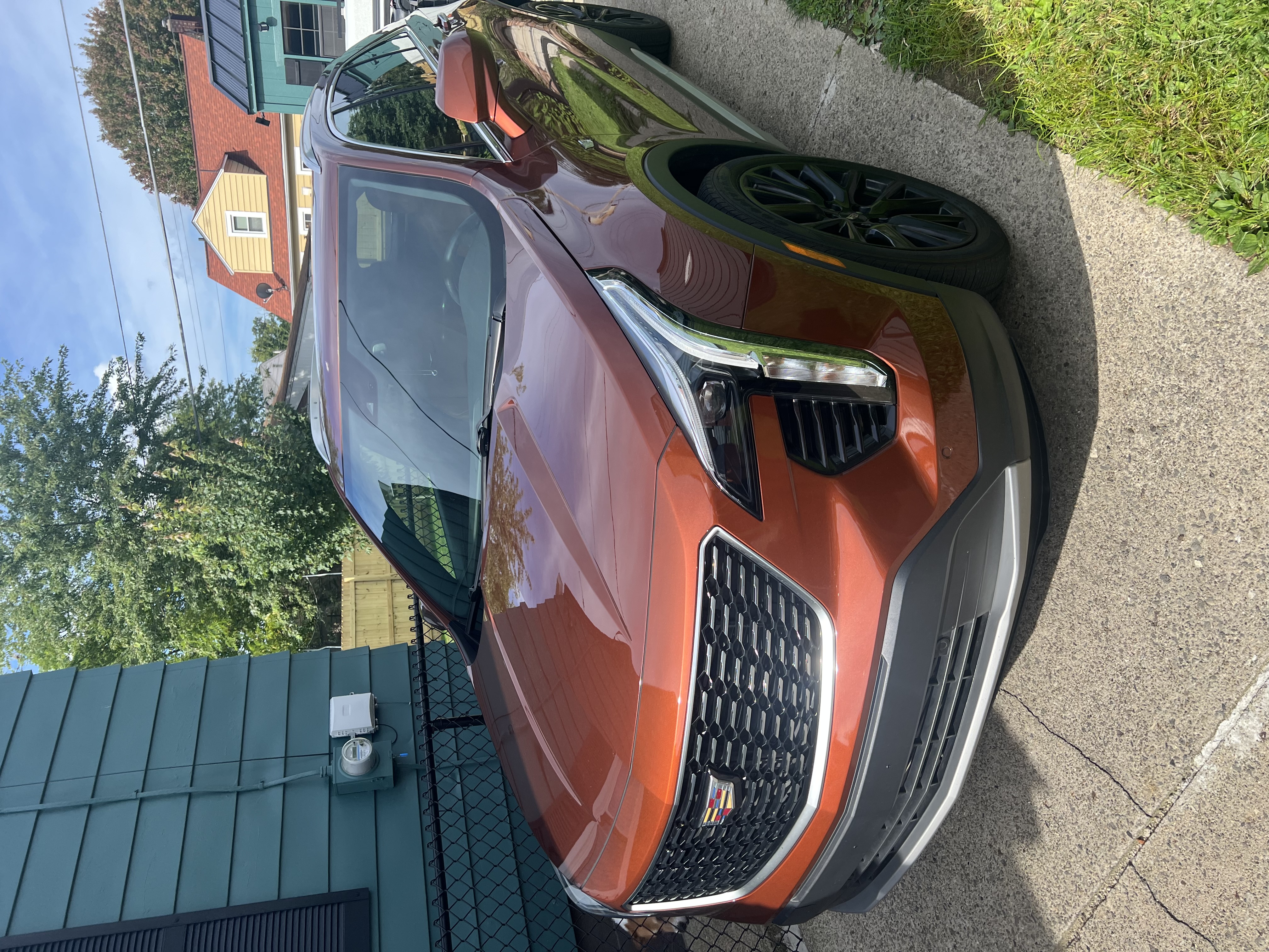 Used 2019 Cadillac XT4 Premium Luxury w/ Driver Assist Package AWD/4WD image 6