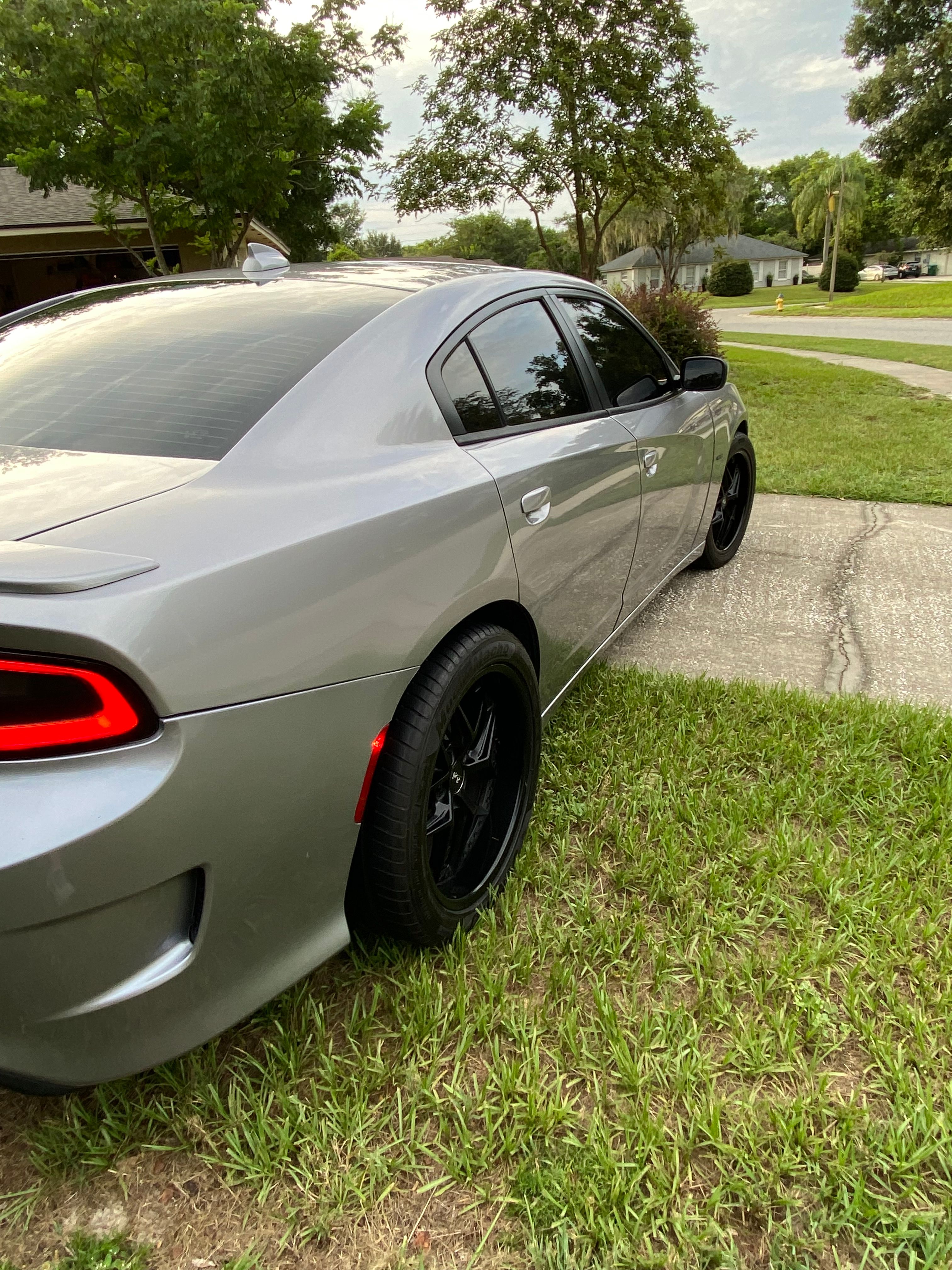 Used 2016 Dodge Charger R/T RWD image 25