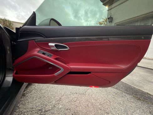 Used 2019 Porsche 911 Targa 4 GTS image 16