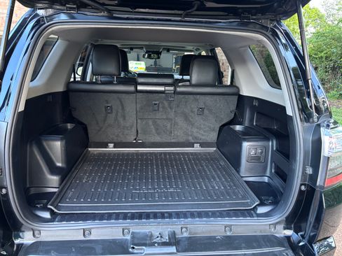 Used 2020 Toyota 4Runner TRD Off-Road Premium w/ Moonroof Package AWD/4WD image 6
