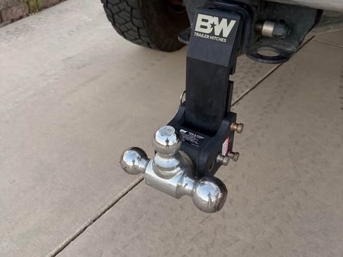 Used 2018 RAM 3500 Laramie Longhorn AWD/4WD image 10