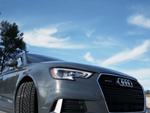 Used 2018 Audi A3 2.0T Premium w/ Convenience Package AWD/4WD image 15