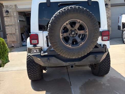 Used 2018 Jeep Wrangler Unlimited Sport AWD/4WD image 6