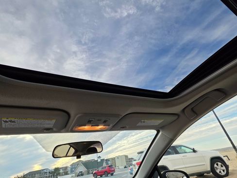 Used 2012 Toyota Prius C Four image 14