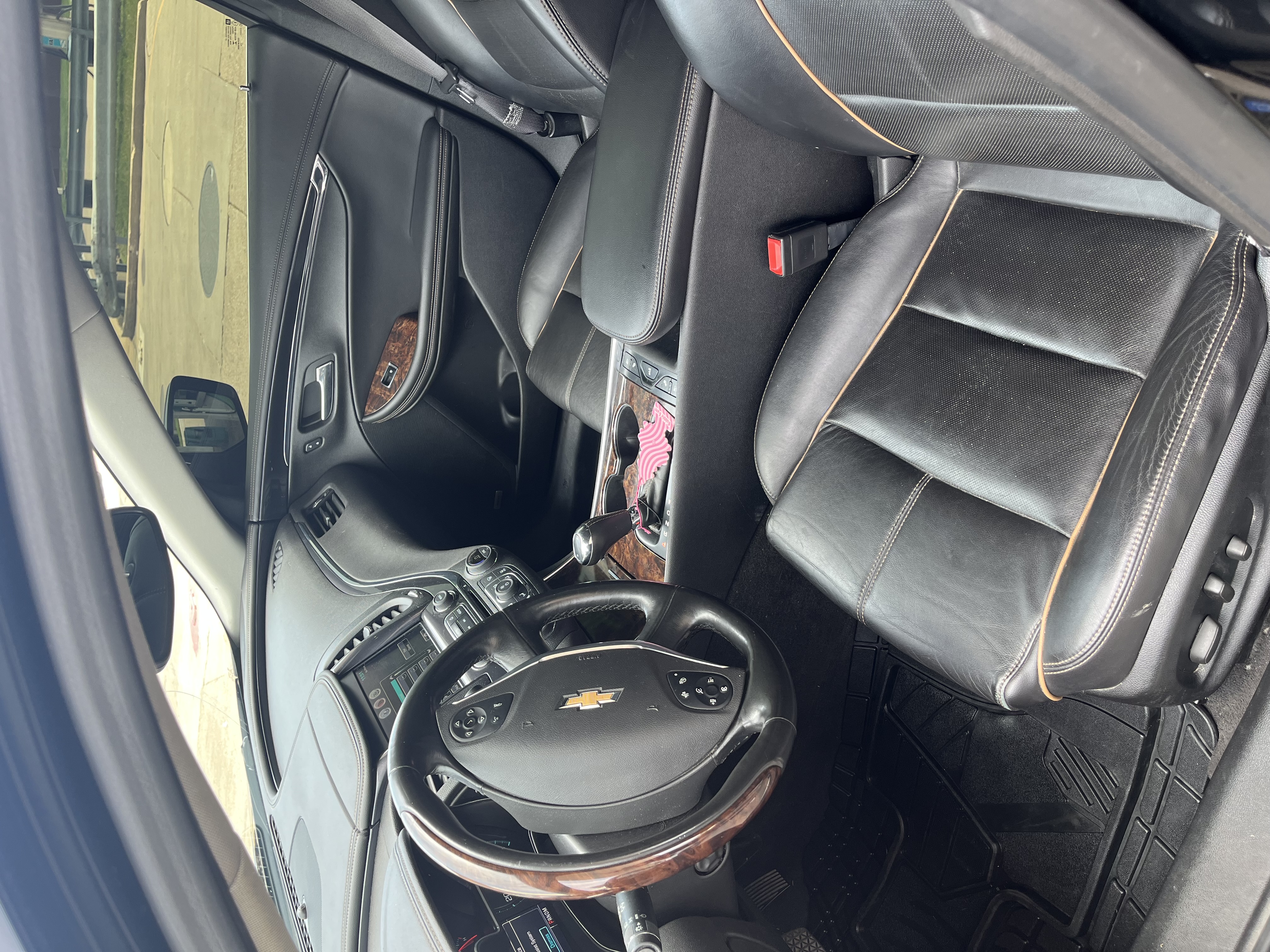 Used 2014 Chevrolet Impala LTZ FWD image 6