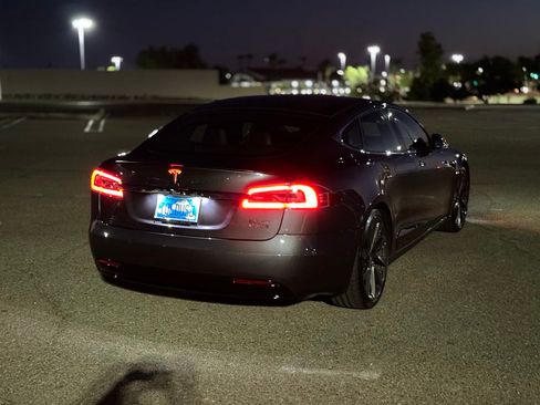Used 2019 Tesla Model S Performance image 6