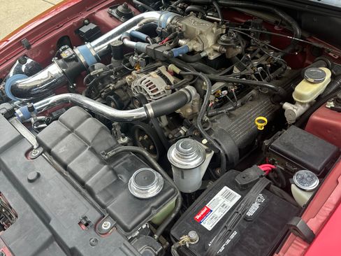 Used 2002 Ford Mustang GT RWD image 2