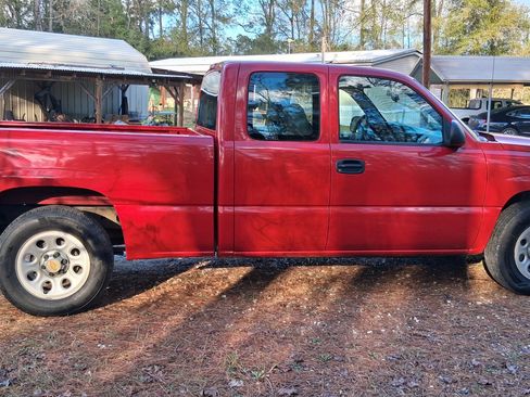 Used 2007 Chevrolet Silverado 1500 W/T image 2