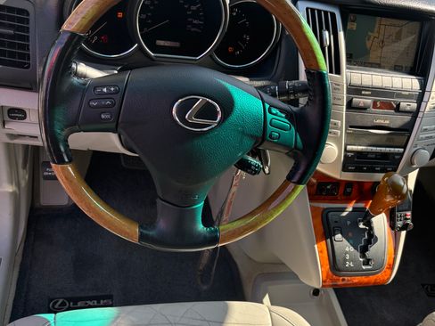 Used 2009 Lexus RX 350 AWD image 16