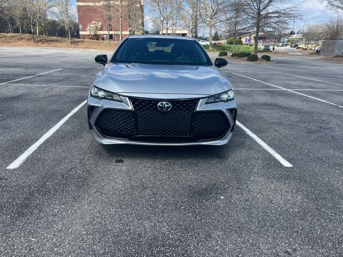 Used 2021 Toyota Avalon XSE image 10