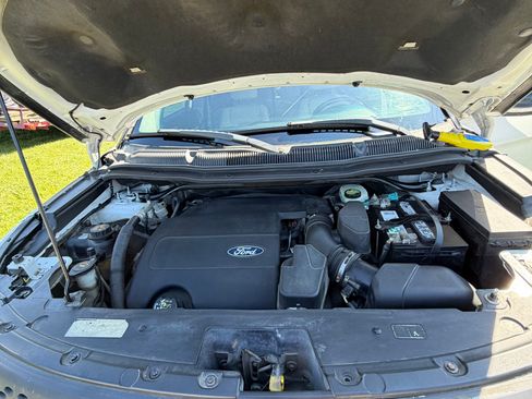 Used 2012 Ford Explorer XLT AWD/4WD image 10