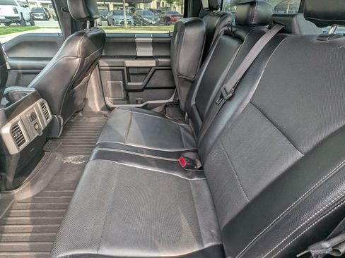 Used 2015 Ford F150 Lariat image 14